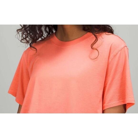 Lululemon All Yours Cropped T-Shirt, Raspberry Cream, Next-to-New, Size 8 - Picture 3 of 7